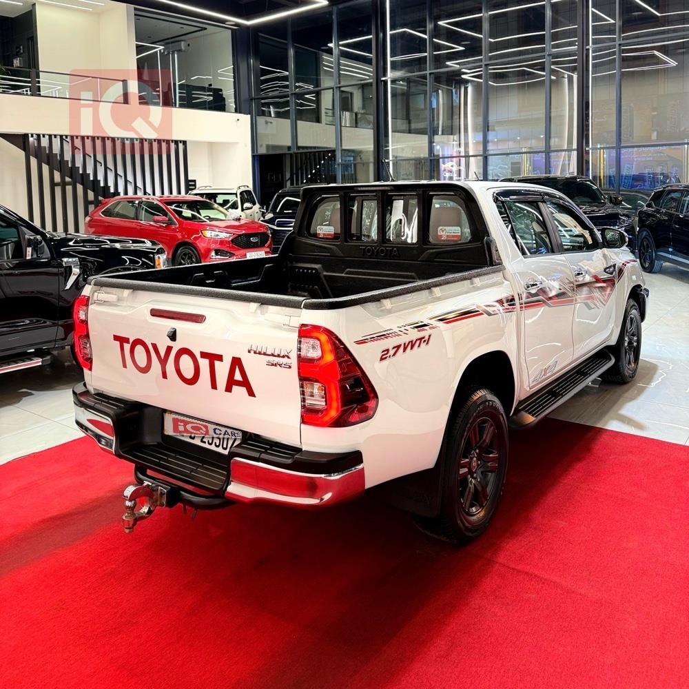 تويوتا هايلوكس